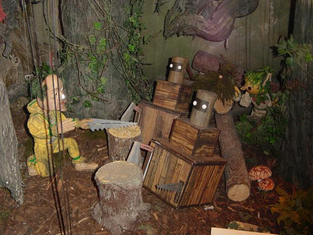 447 woodcutter.JPG